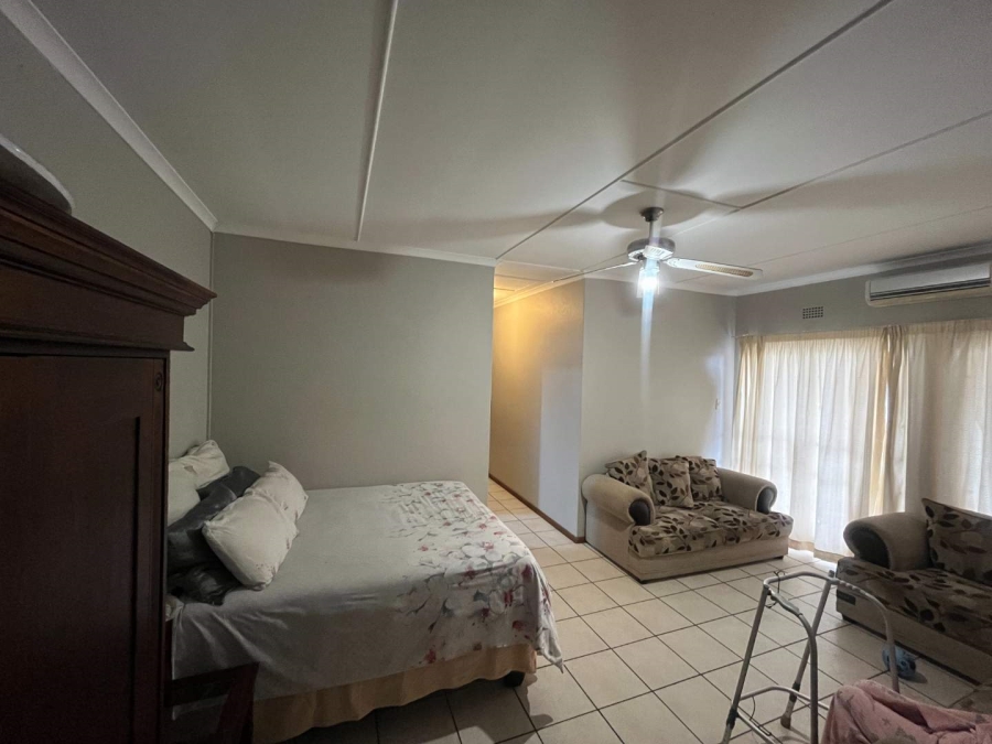 3 Bedroom Property for Sale in Flora Park Northern Cape